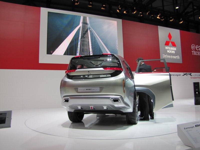 mitsubishigcphev7.jpg