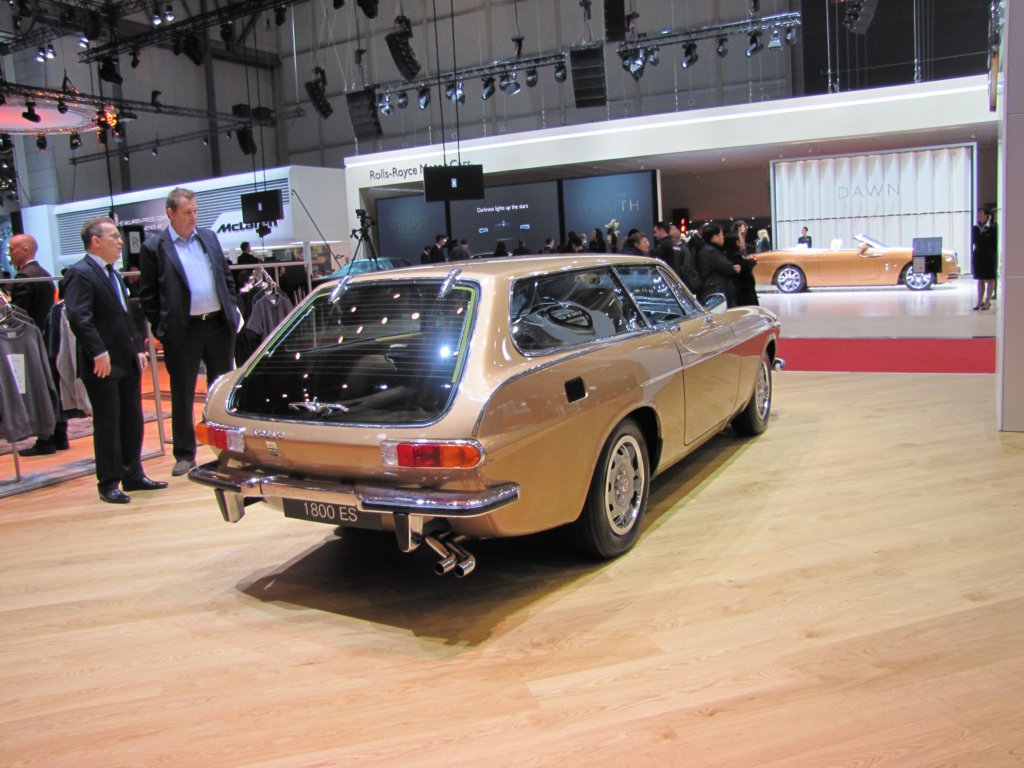 volvo1800es.jpg