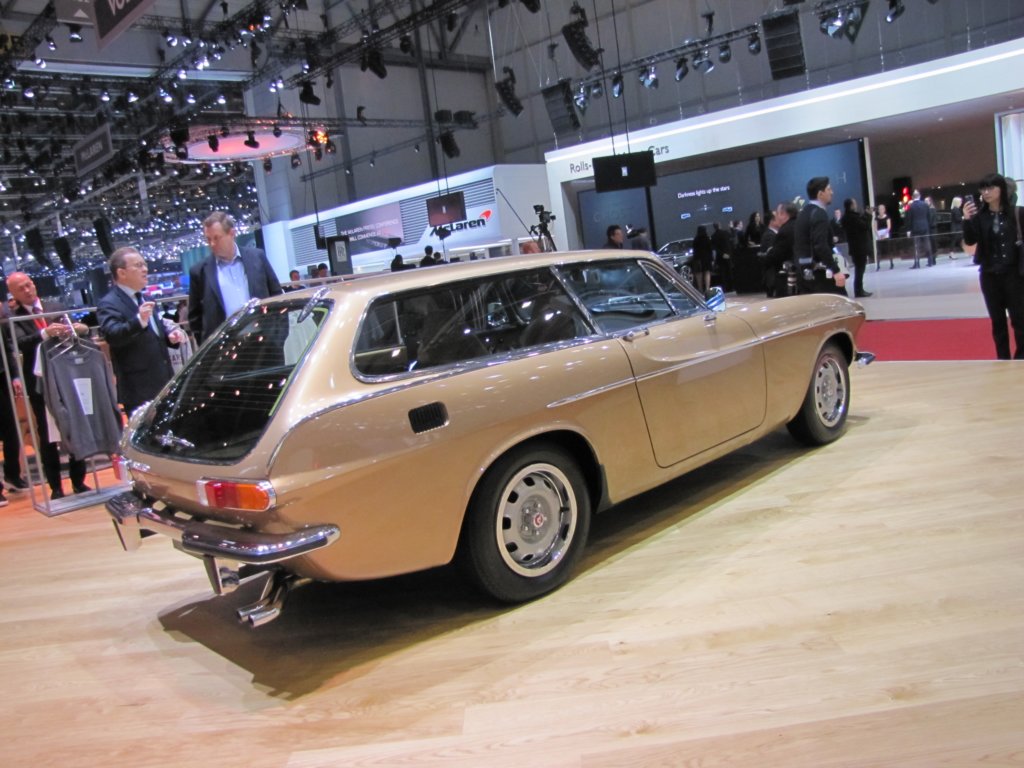 volvo1800es2.jpg