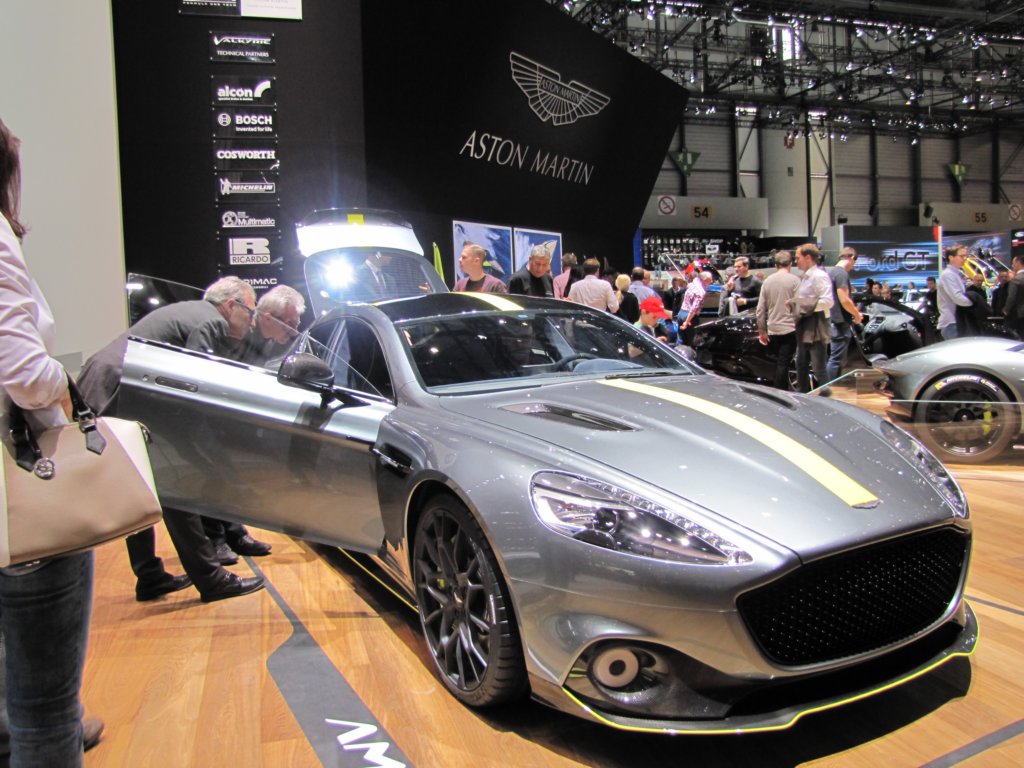 astonmartinrapideamr3.jpg