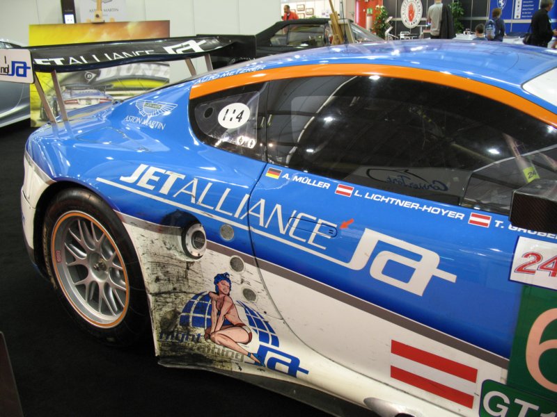astonmartindbr9103gt120069.jpg