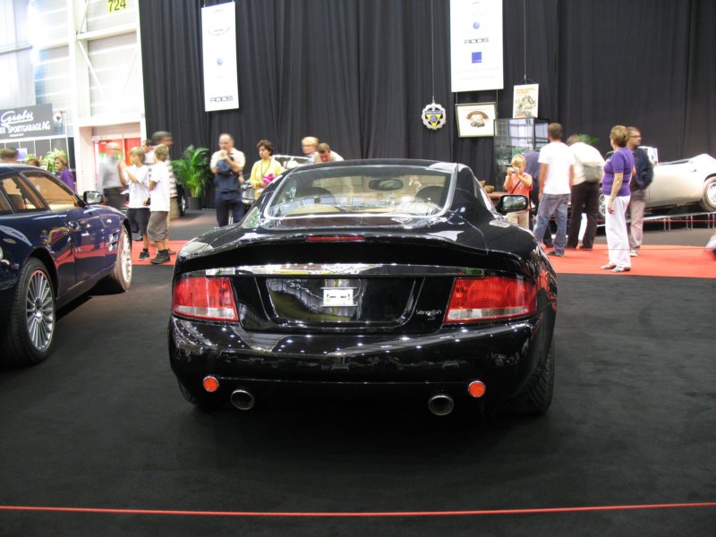 astonmartinvanquish7.jpg