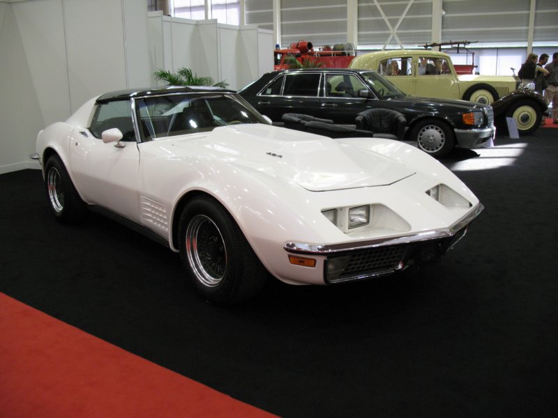 chevroletcorvettecoup19723.jpg