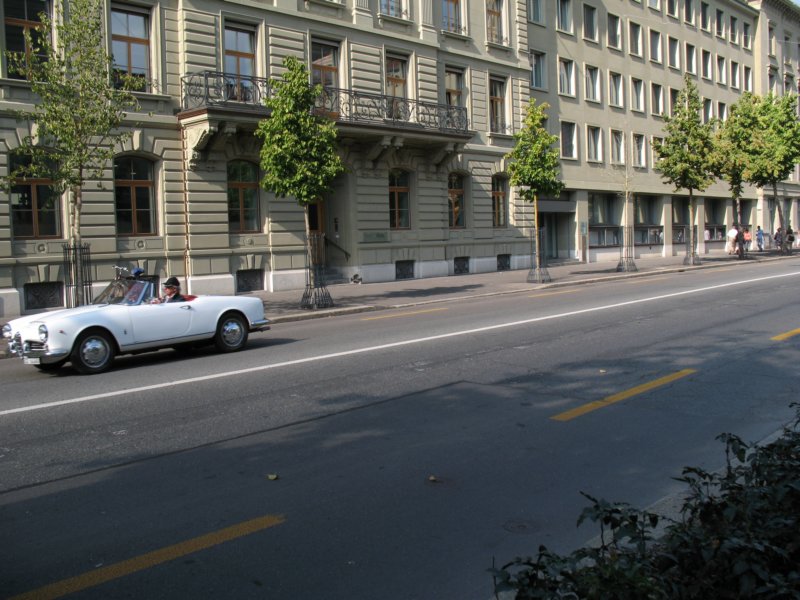 alfaromeogiuliaspider3.jpg