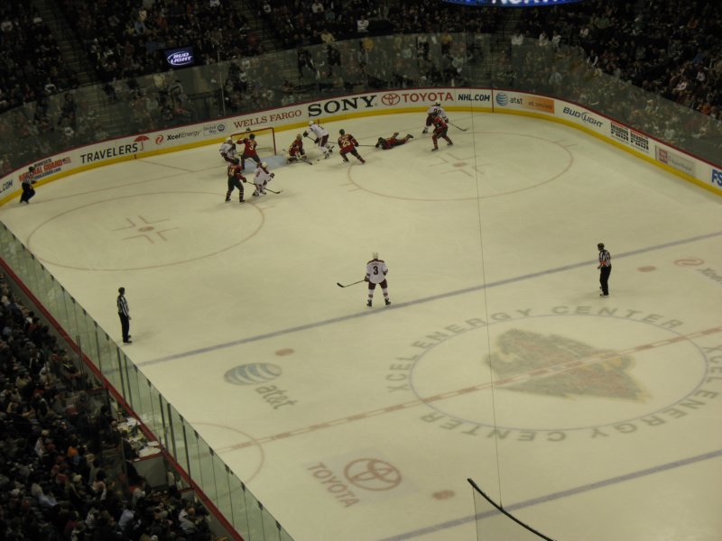 nov2009minnesotawildvsphoenixcoyotesxcelenergycenter12.jpg