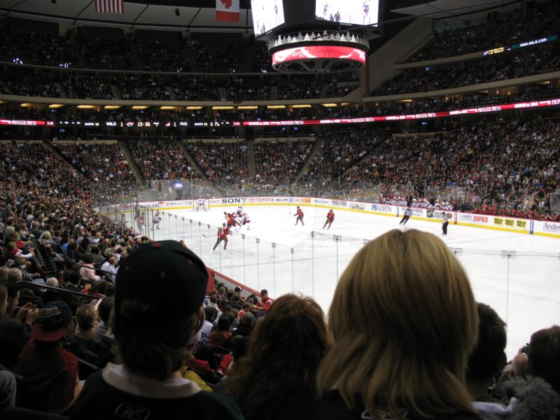 nov2009minnesotawildvsphoenixcoyotesxcelenergycenter15.jpg