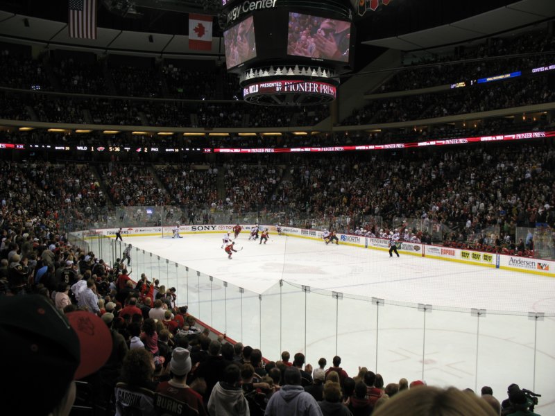 nov2009minnesotawildvsphoenixcoyotesxcelenergycenter22.jpg