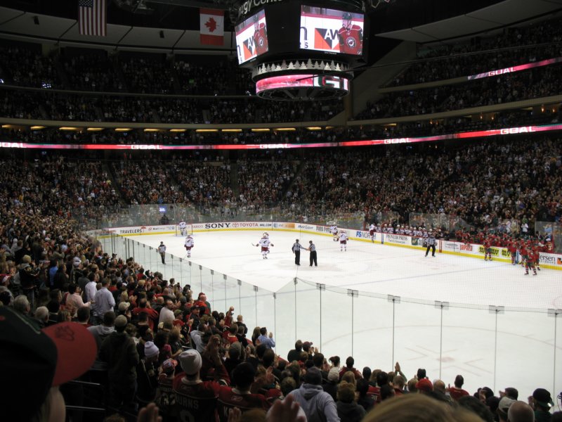 nov2009minnesotawildvsphoenixcoyotesxcelenergycenter28.jpg