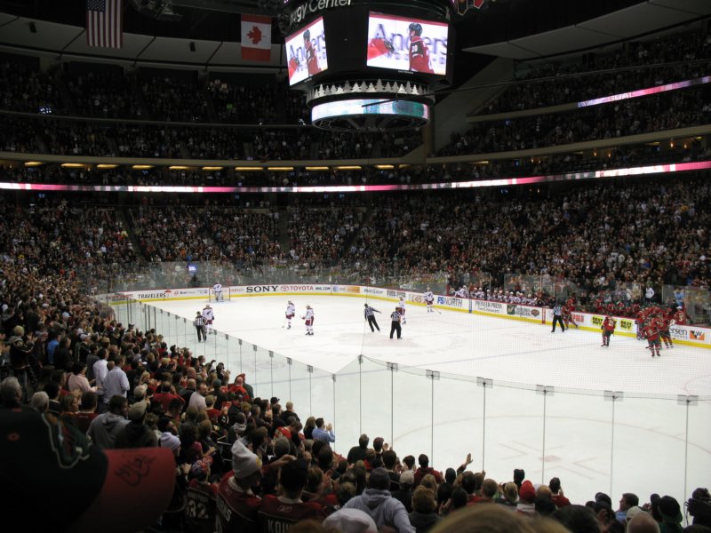 nov2009minnesotawildvsphoenixcoyotesxcelenergycenter30.jpg