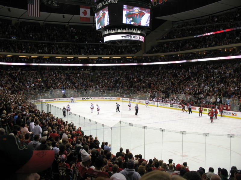 nov2009minnesotawildvsphoenixcoyotesxcelenergycenter31.jpg