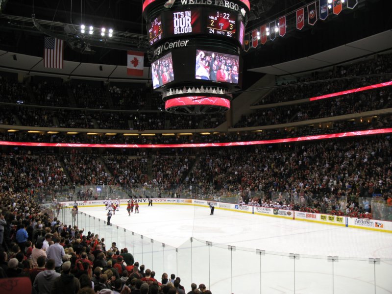 nov2009minnesotawildvsphoenixcoyotesxcelenergycenter45.jpg