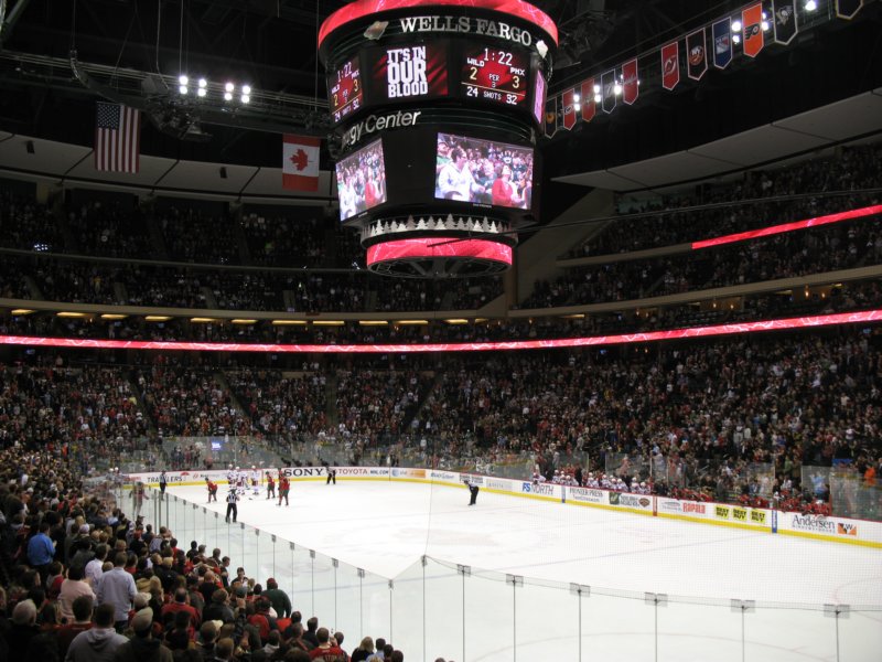 nov2009minnesotawildvsphoenixcoyotesxcelenergycenter47.jpg