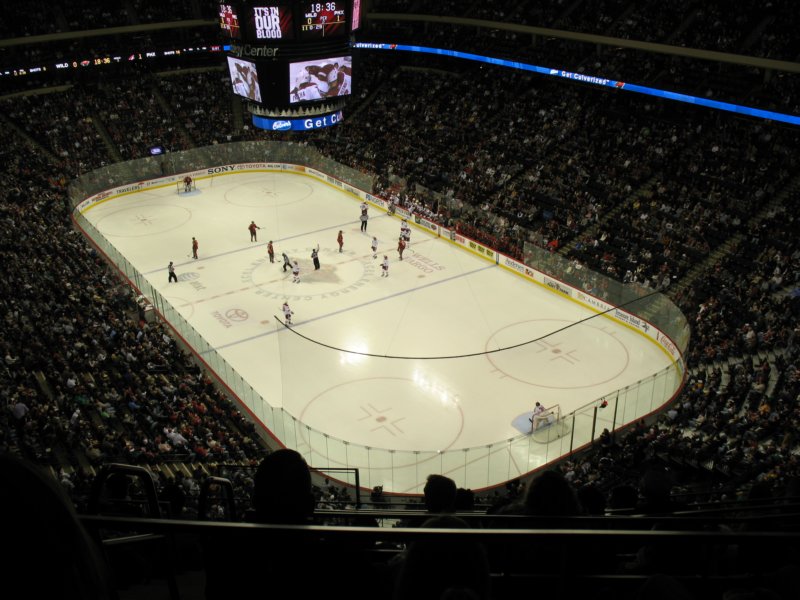 nov2009minnesotawildvsphoenixcoyotesxcelenergycenter5.jpg