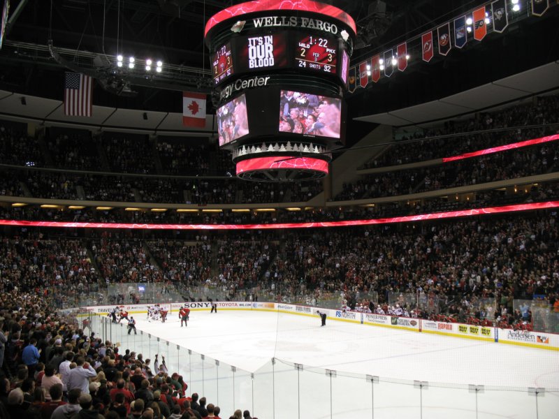 nov2009minnesotawildvsphoenixcoyotesxcelenergycenter51.jpg