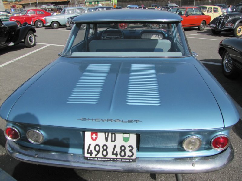 chevroletcorvair7008.jpg