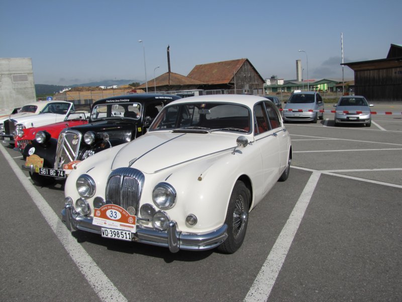 daimler25011.jpg