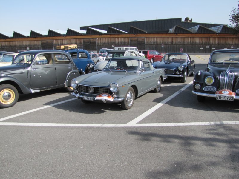 fiat1500cabrio.jpg