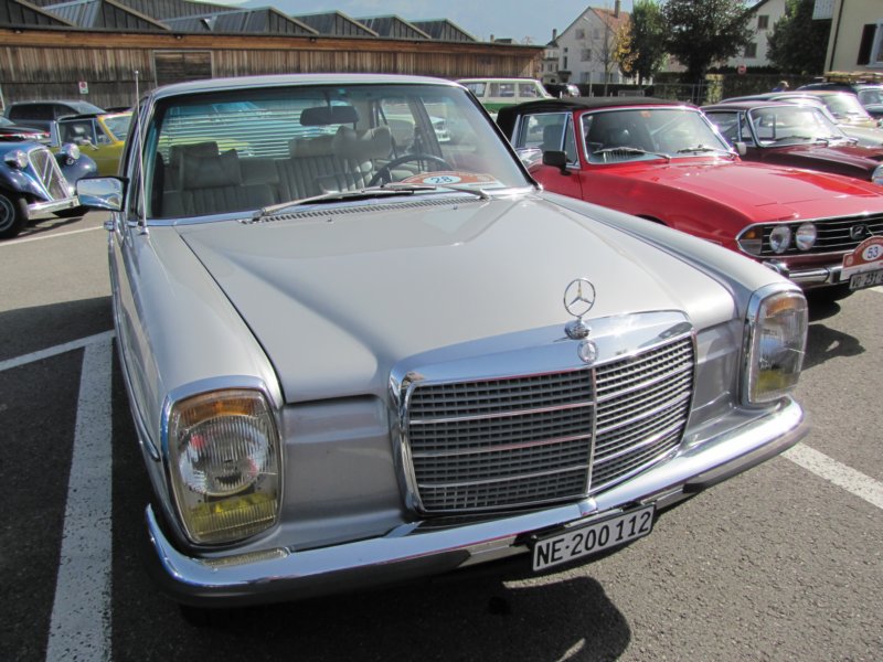 mercedes240dautomatic6.jpg