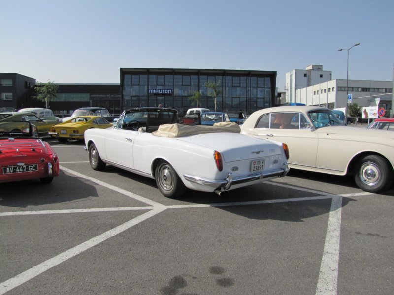 rollsroycecornichehjmullinerparkward6.jpg