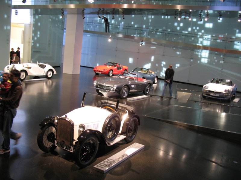 bmwmuseum5.jpg