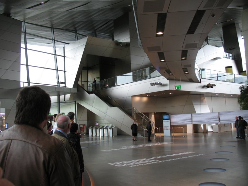 bmwwelt10.jpg