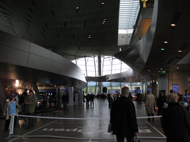 bmwwelt3.jpg
