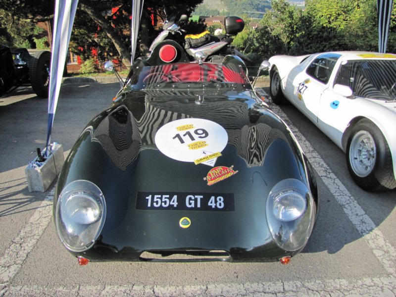 lotus11replica19567.jpg