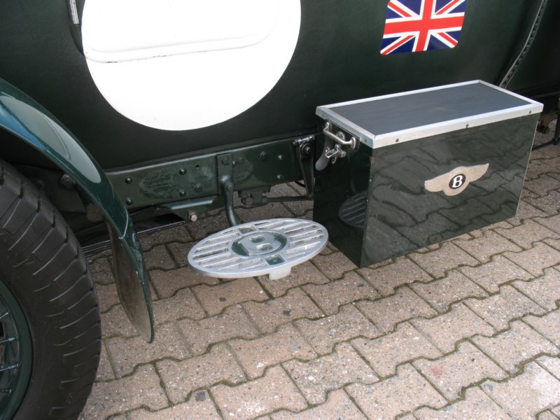 bentley4519283.jpg