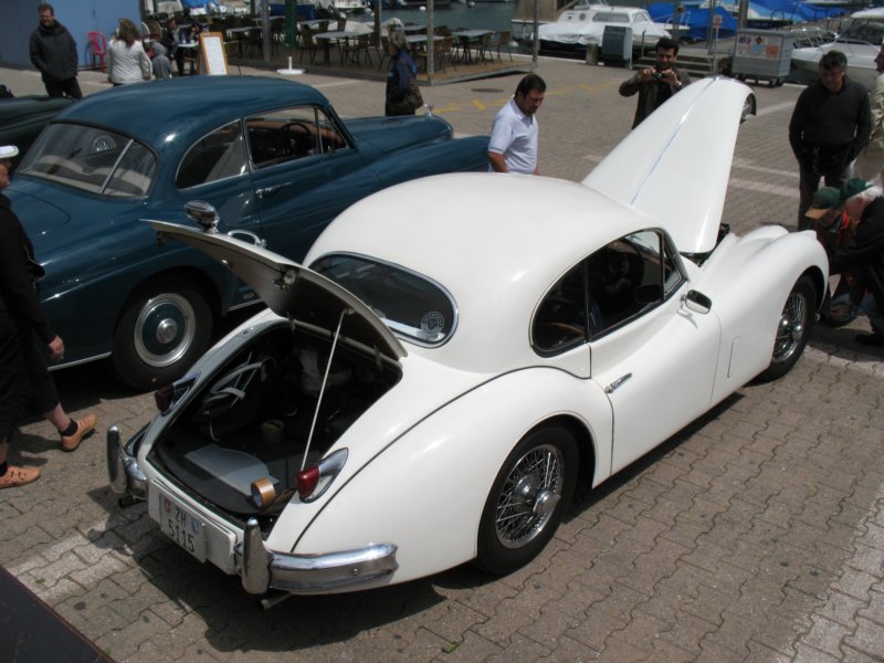 jaguarxk140fhc19555.jpg