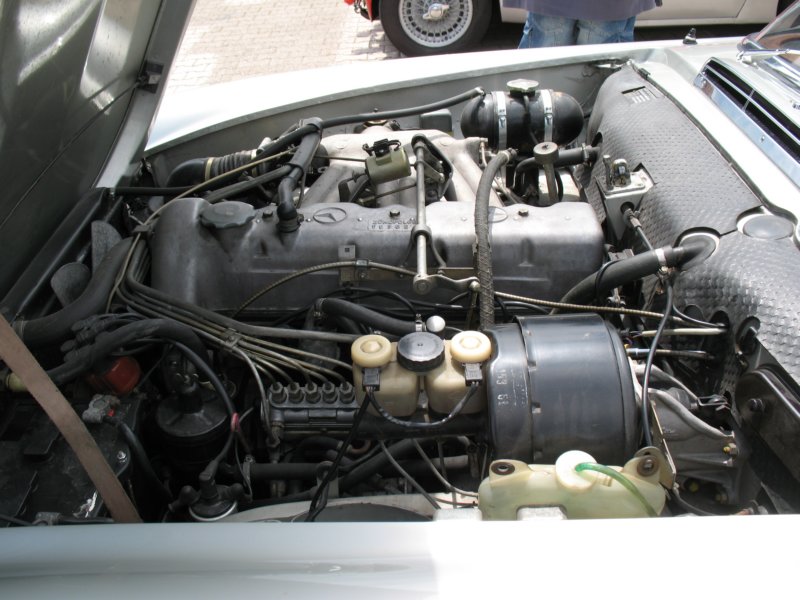 mercedessl11.jpg
