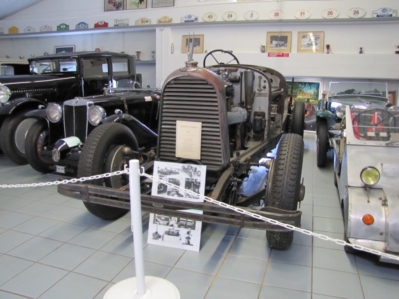 avionsvoisincodechassible19273.jpg