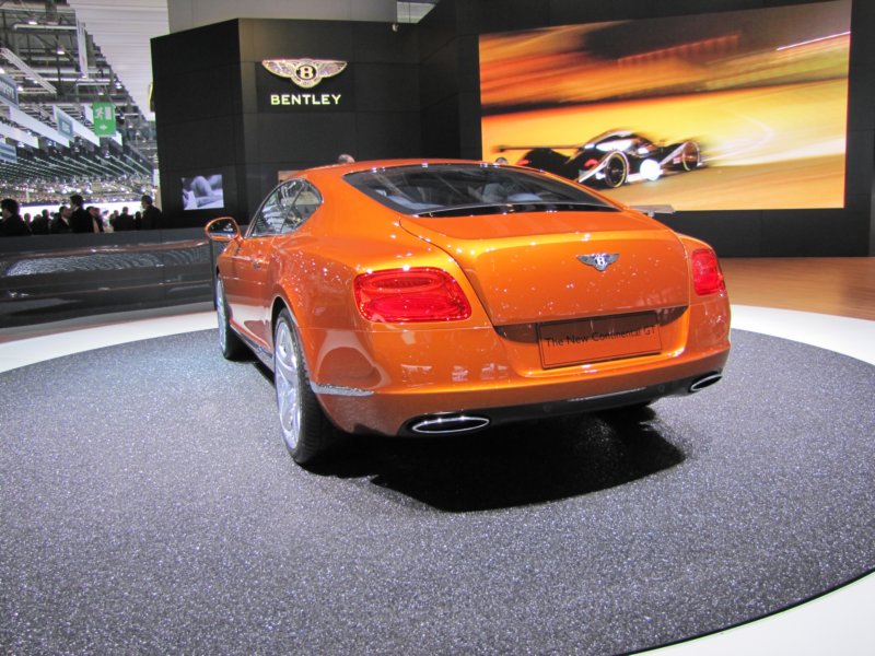 bentleycontinentalgt26.jpg