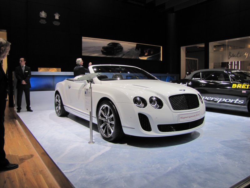 bentleycontinentalsupersportsconvertibleicespeedrecord3.jpg