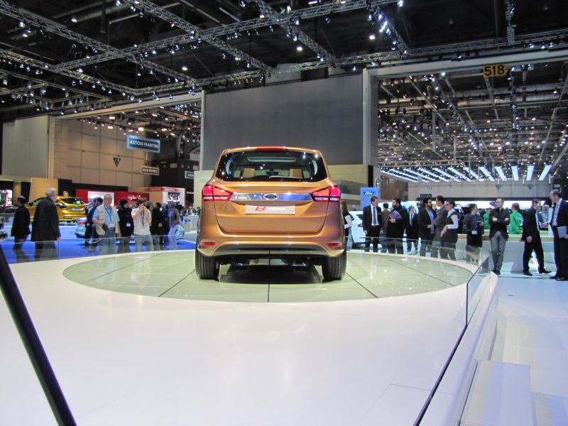 fordbmax20.jpg