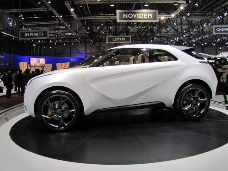 hyundaicurb13.jpg