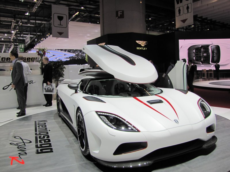 koenigseggagerar14.jpg