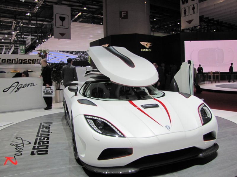 koenigseggagerar18.jpg