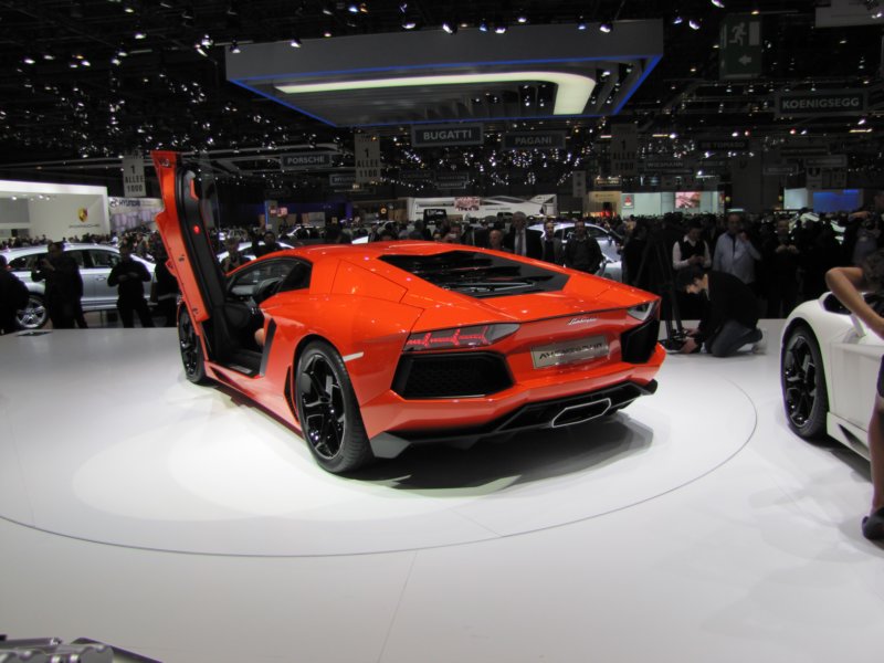 lamborghiniaventador47.jpg