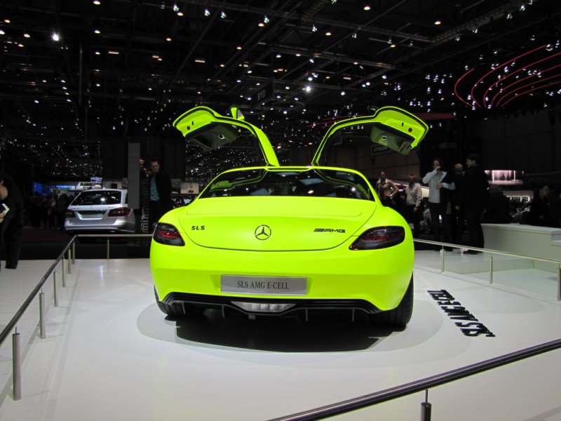 mercedesslsamgecell9.jpg