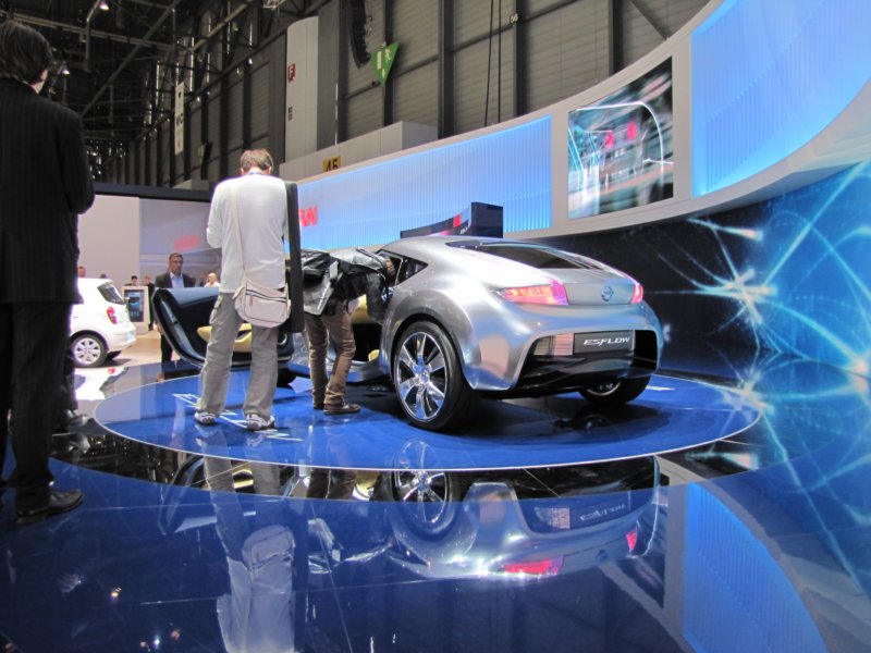 nissanesflow2.jpg