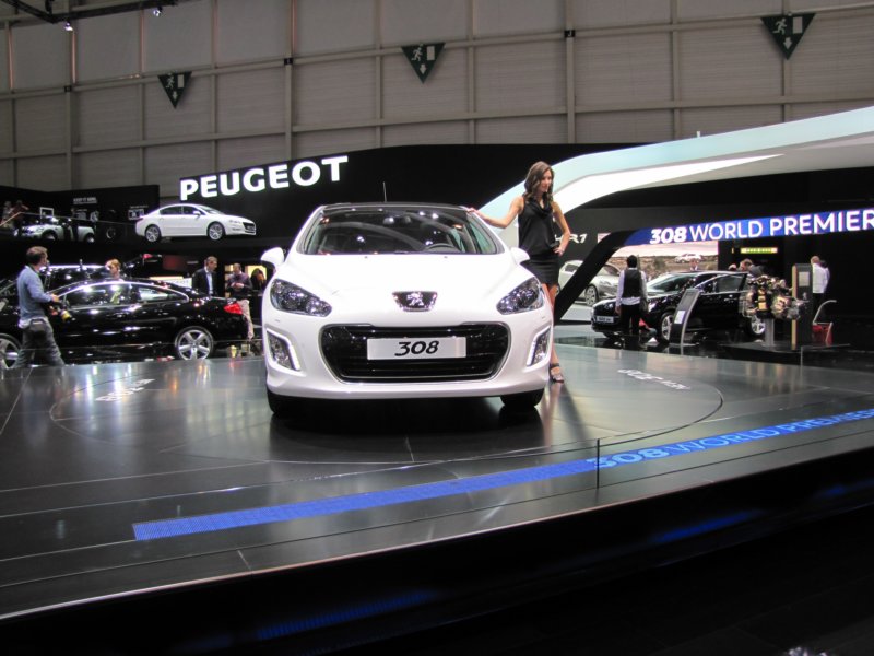 peugeot30836.jpg