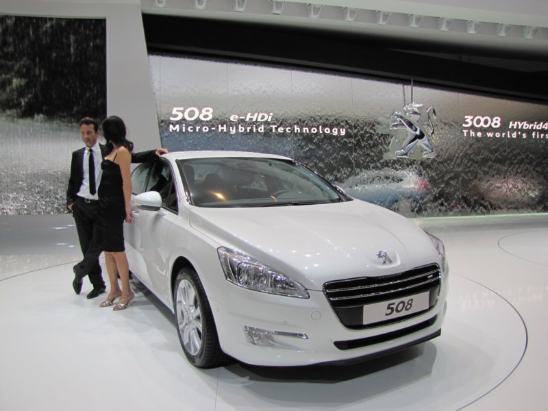 peugeot50819.jpg