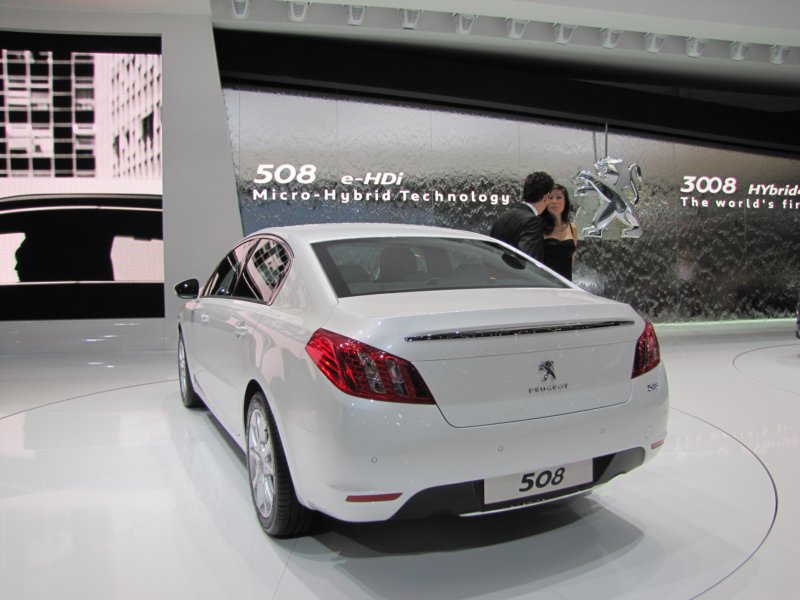 peugeot5089.jpg