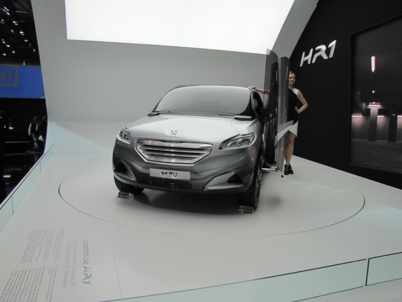 peugeothr114.jpg