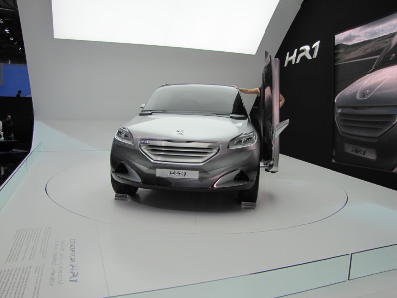 peugeothr117.jpg