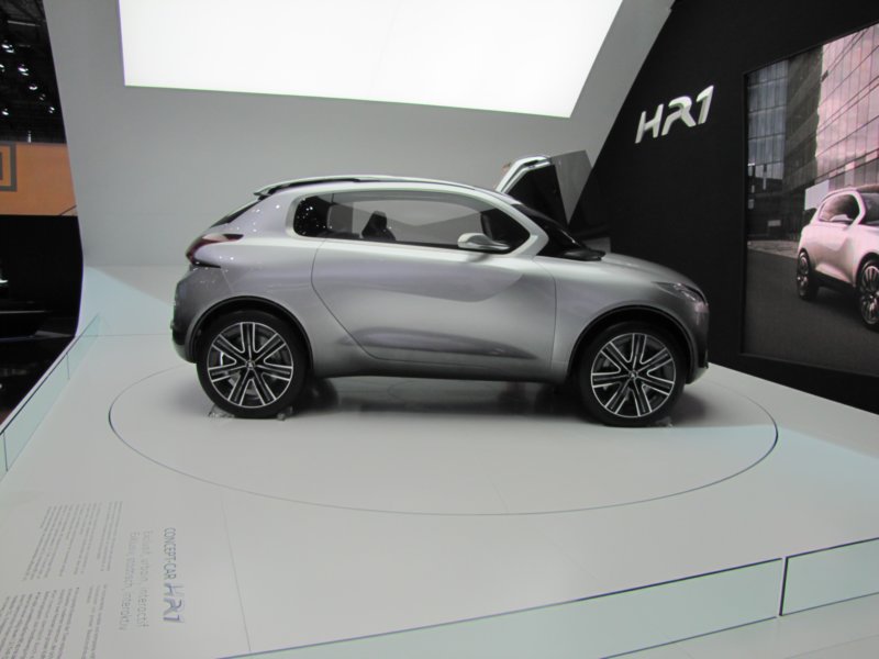 peugeothr12.jpg