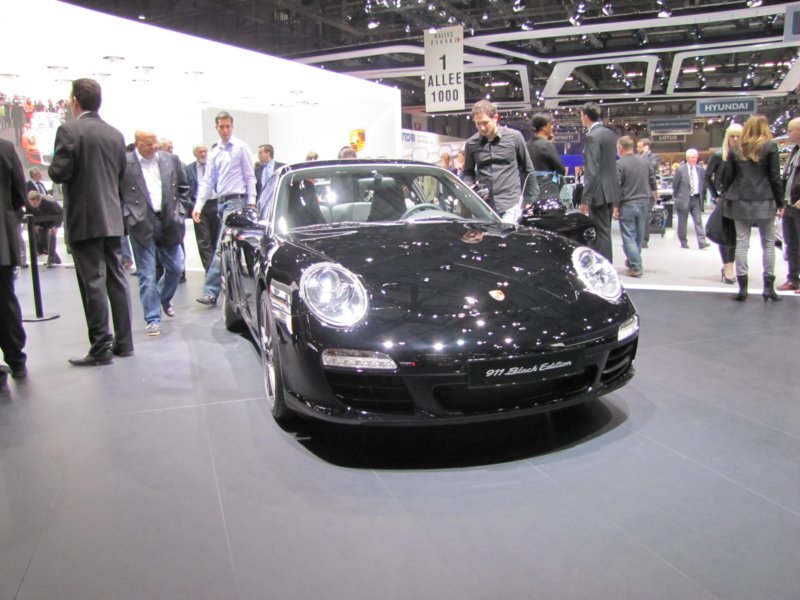porsche911blackedition2.jpg