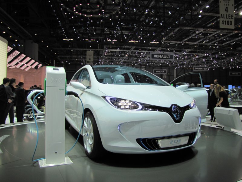 renaultzoe21.jpg