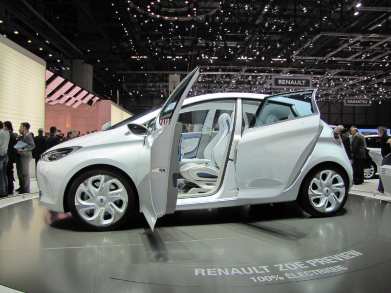 renaultzoe28.jpg