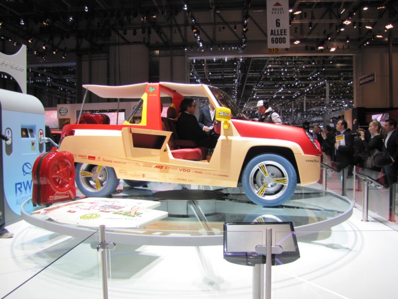 rinspeedbamboo37.jpg